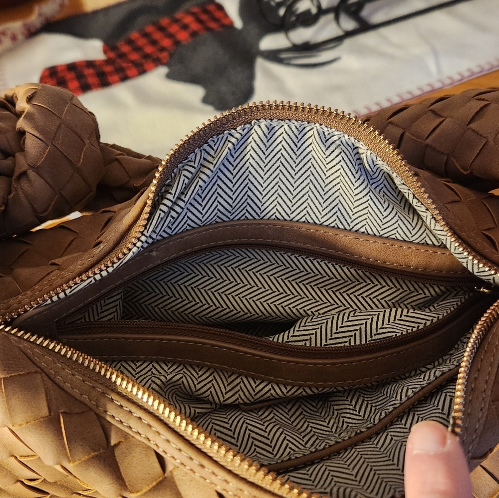 Urban Expressions Tan Woven Hobo Bag - Picture 12 of 12